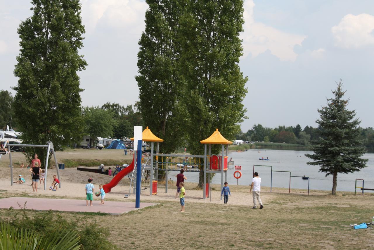 Knaus Campingpark Bad Dürkheim Buitenkant foto
