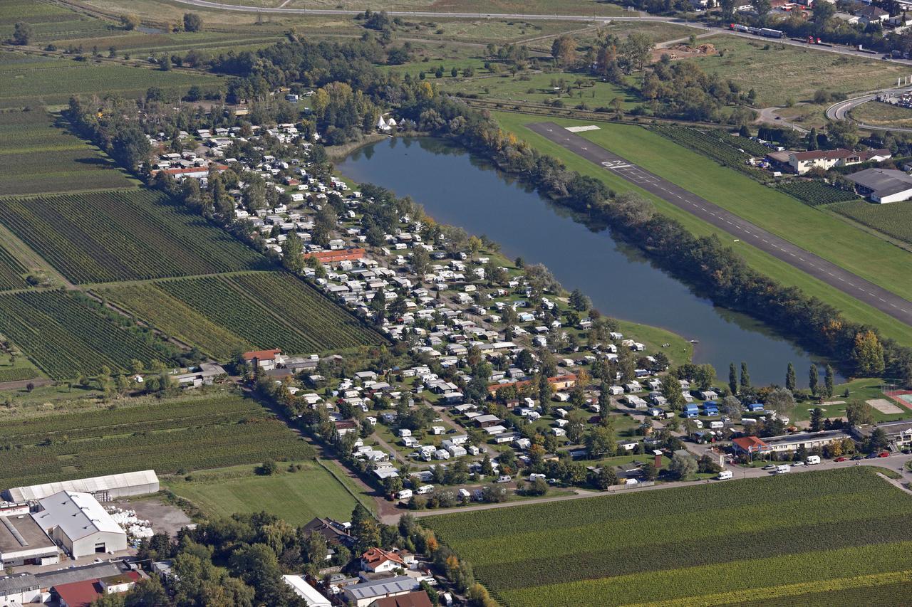 Knaus Campingpark Bad Dürkheim Buitenkant foto